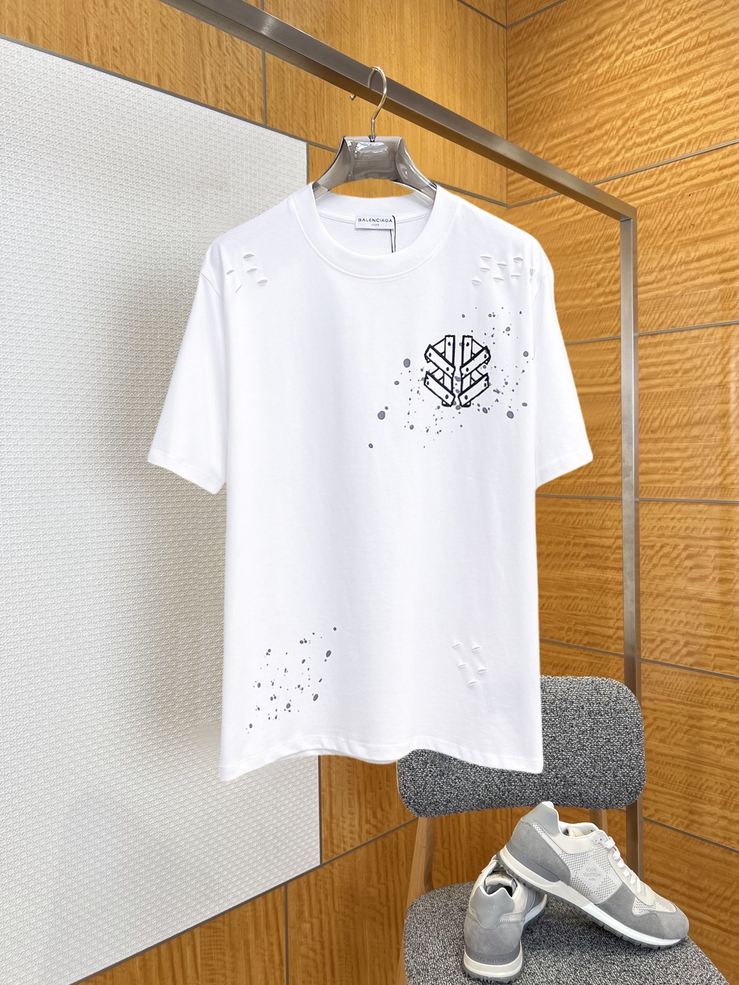 short sleeves